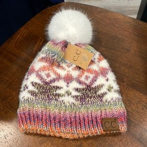 Hat Cc Aztec Rose Pom